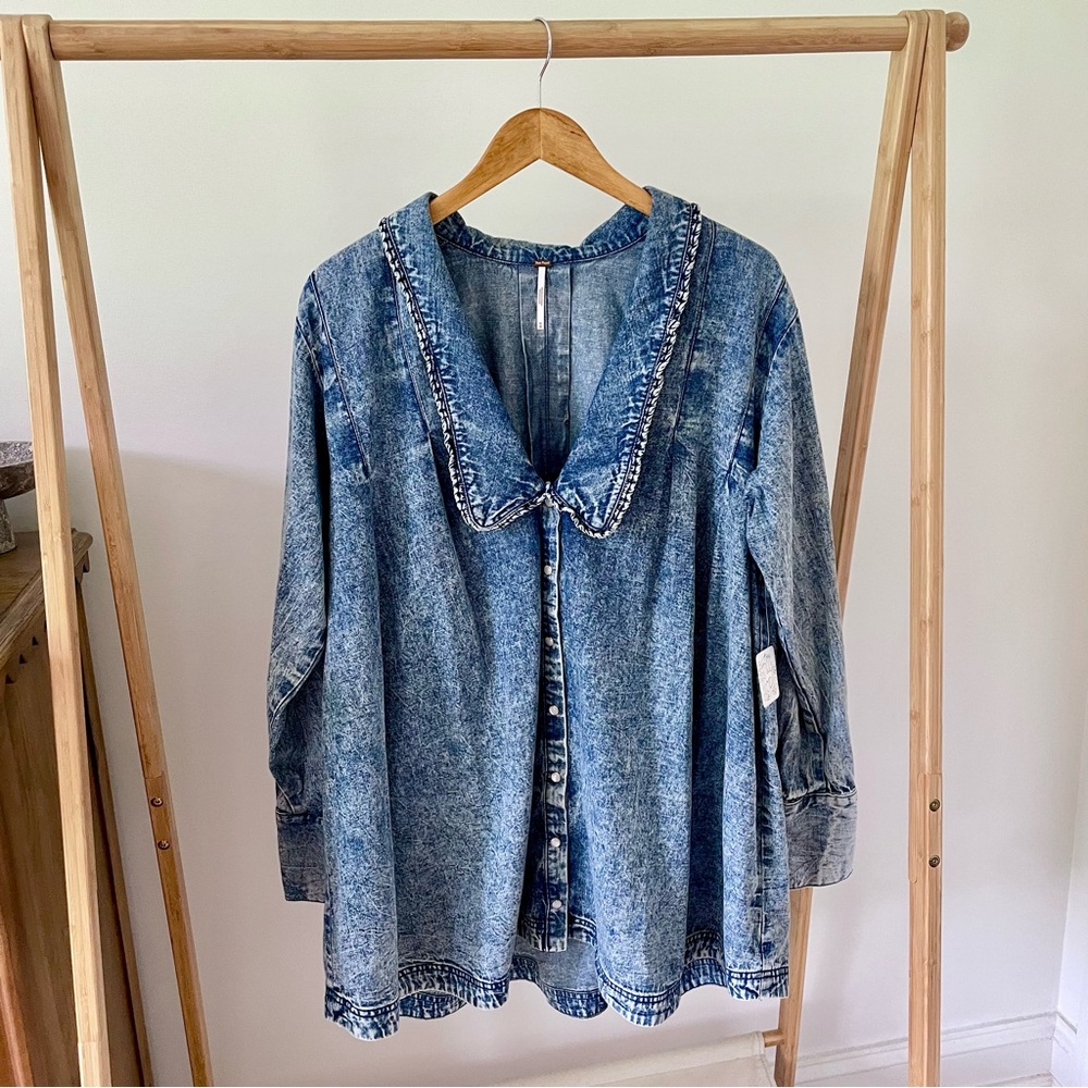 NWT Free People Ruffle Bib Collar Denim Swing Shirt in Blue - M